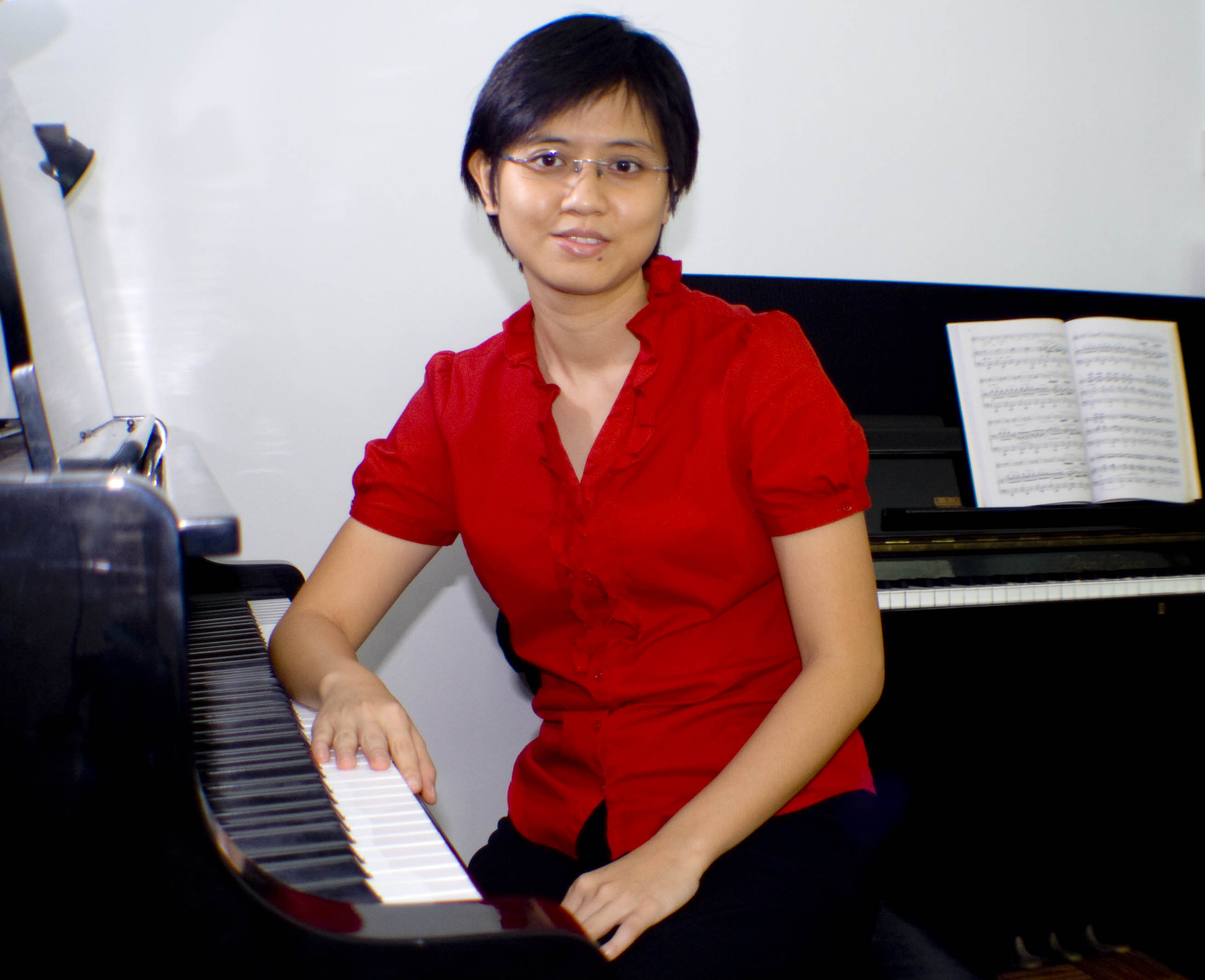 Ms Tan Dihui — Piano & Theory Instructor